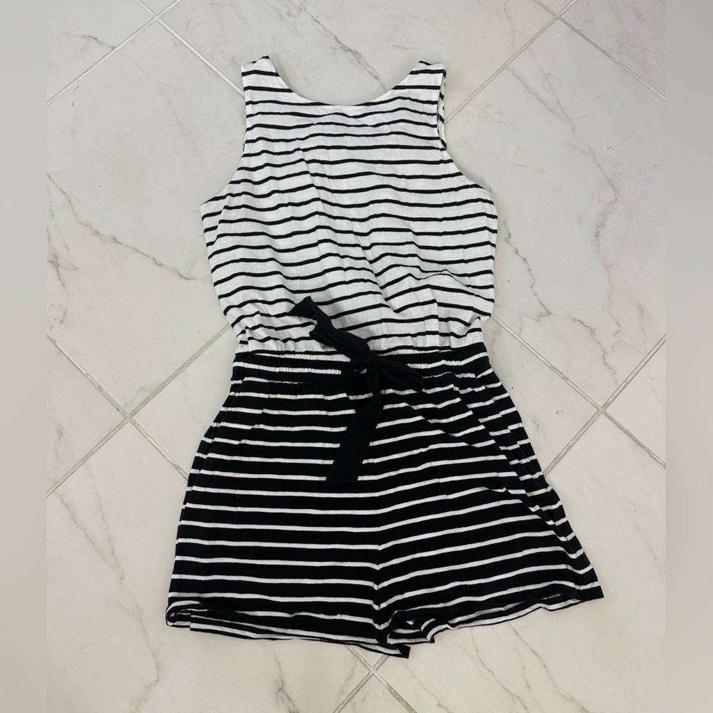 Vineyard Vines Black & White Striped Women’s Romper